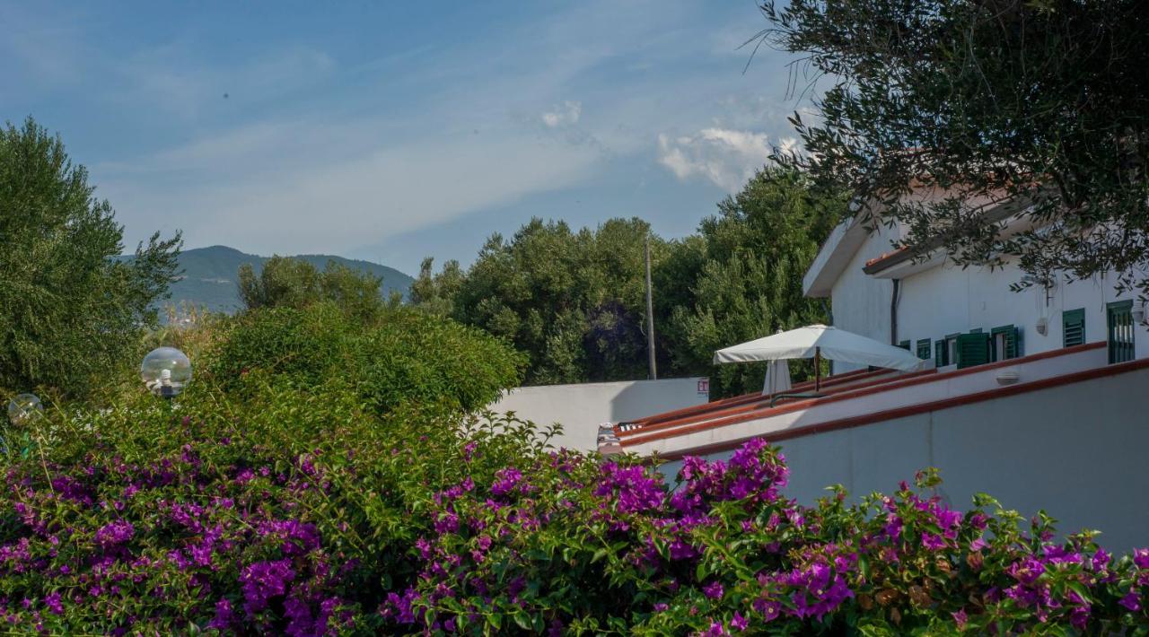Casa Palinuro Vacanze Fronte Spiaggia Extérieur photo